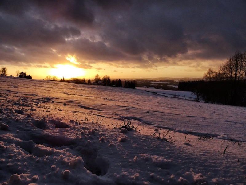 Sonnenuntergang im Winter bei Overath