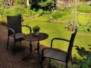 Sitzplätze in unserem Garten