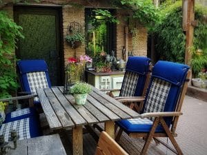 Sitzplätze in unserem Garten